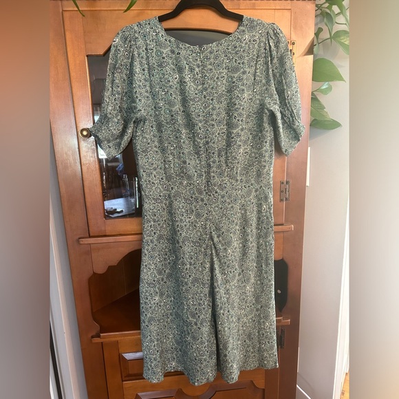 Loft floral puff sleeve v-neck midi dress, size 4 - Picture 3 of 5